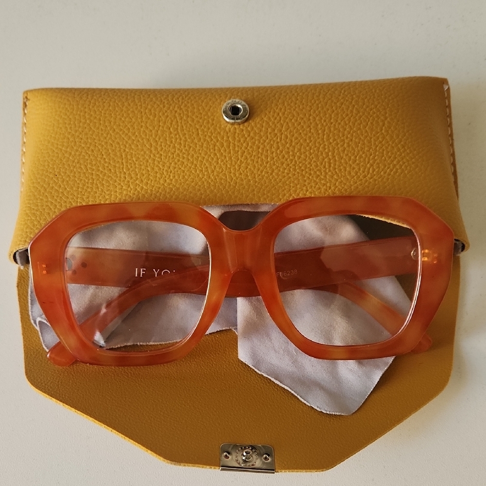 If You Dare “Geo” Square Glasses – Citrus Tortoise Frame with Case